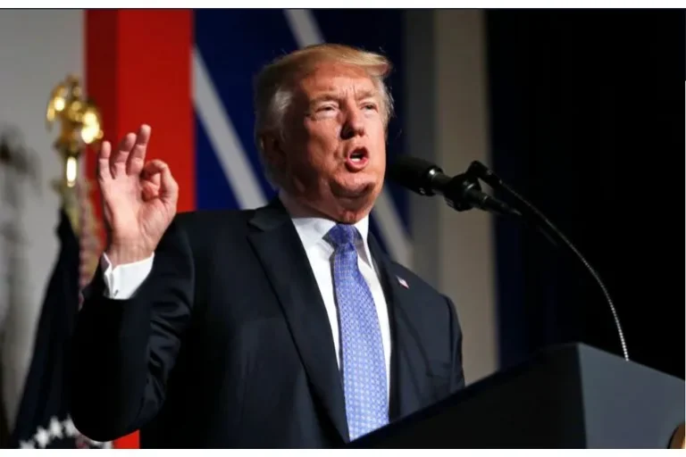 Texas Woman Arrested for Allegedly Threatening Former President Donald Trump Donald Trump picture