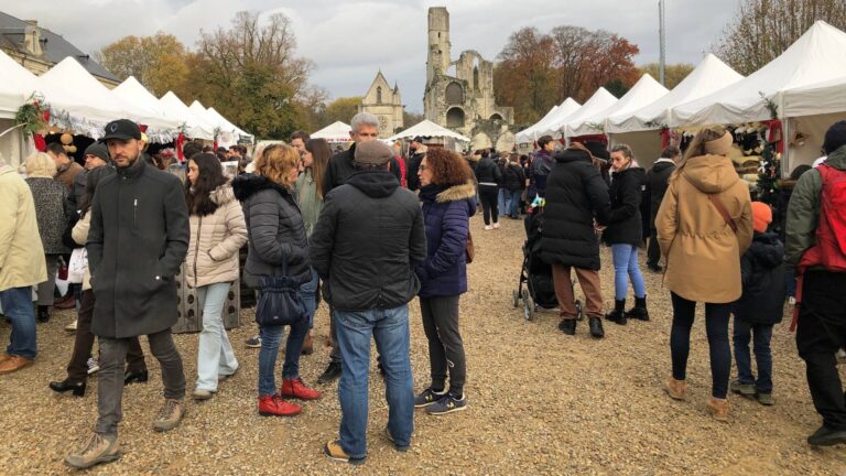The royal abbey of Chaalis opened the Christmas markets in the south of Oise