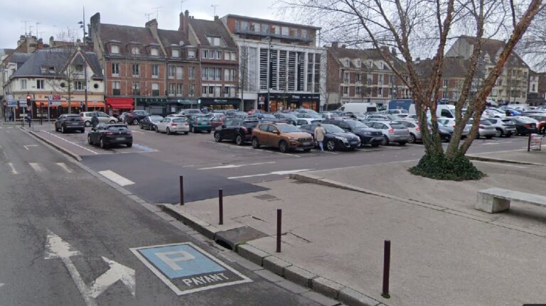 Beauvais. In December parking will be free from 5 p.m.
