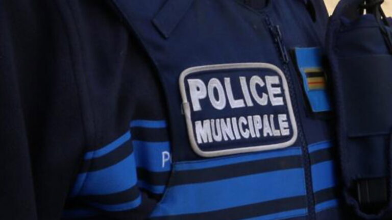Beauvais municipal police officers on strike from Wednesday November 27