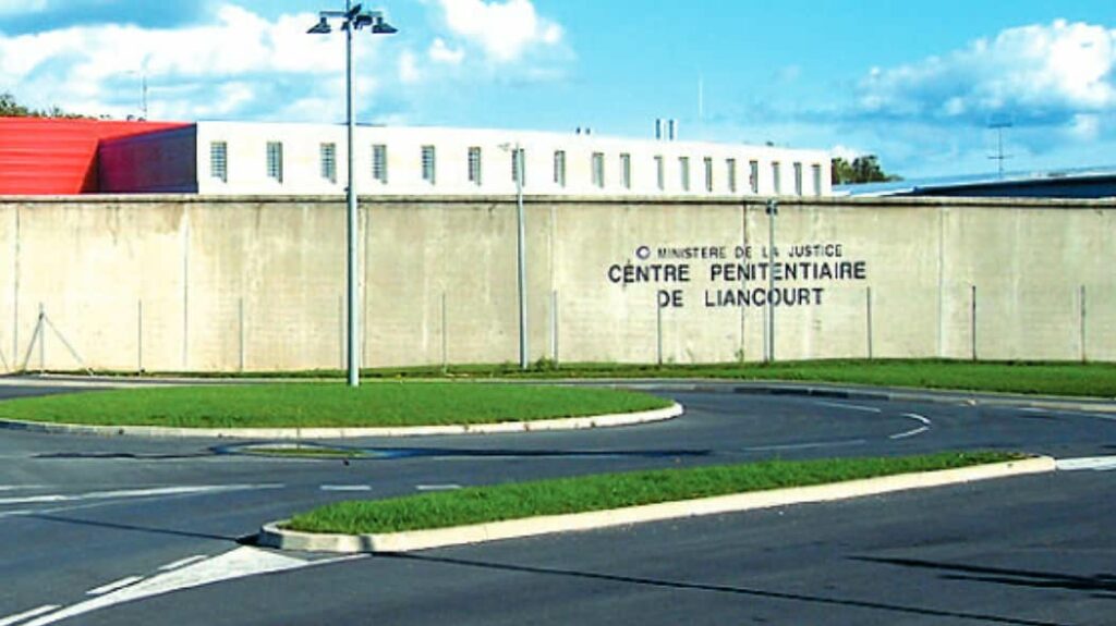 Oise Liancourt prison assault