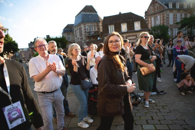Noyon. When Mayor Dauchelle offered contracts to her LR friends: the CRC raises the question of the “conflict of interest”