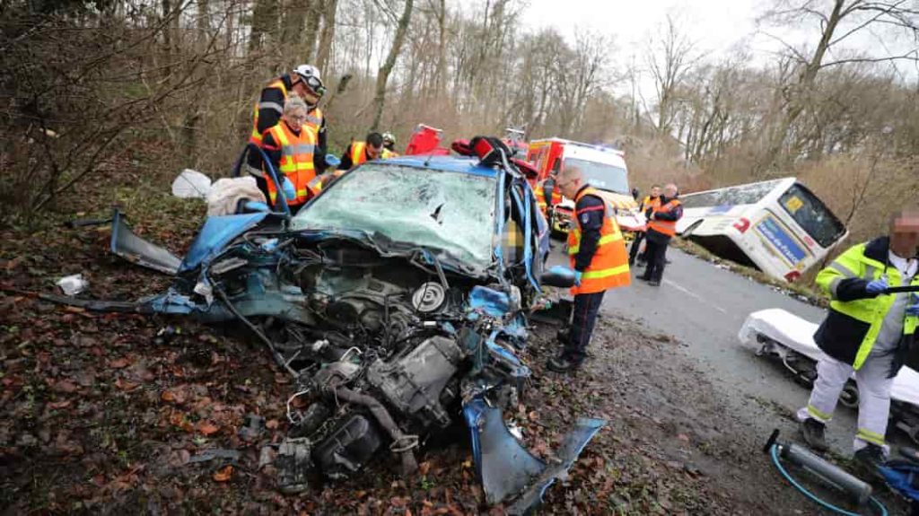 Verderonne car versus car accident