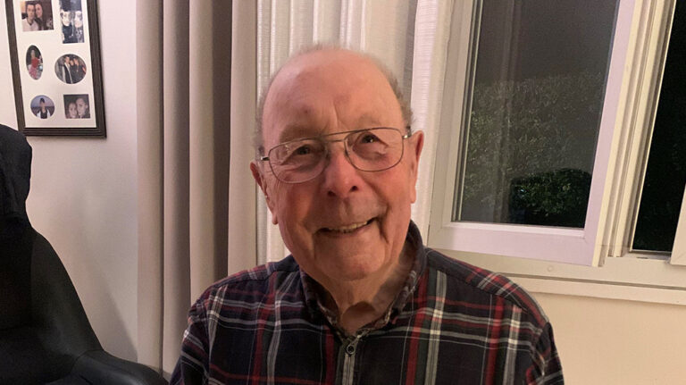 A year after the death of her father, knocked down by the gendarmes in Senlis, Katia Chassagny is waiting for answers