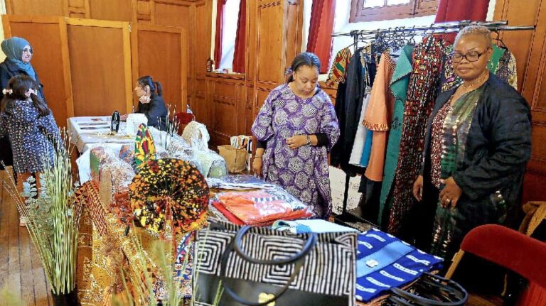 Compiègne. The first Christmas fair for Cœurs solidaires at the Saint-Nicolas rooms attracts around a hundred visitors