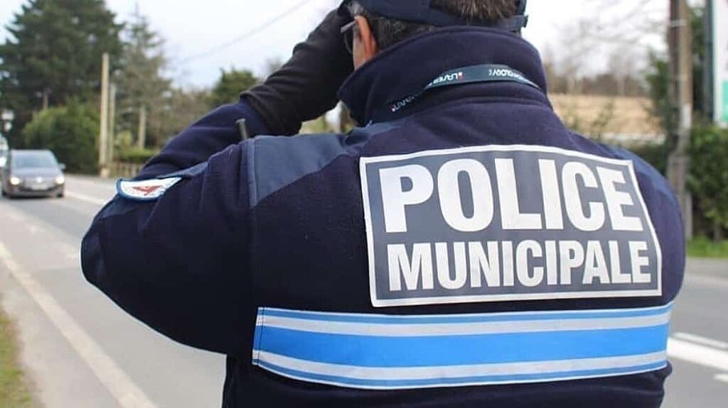 Oise Liancourt municipal police