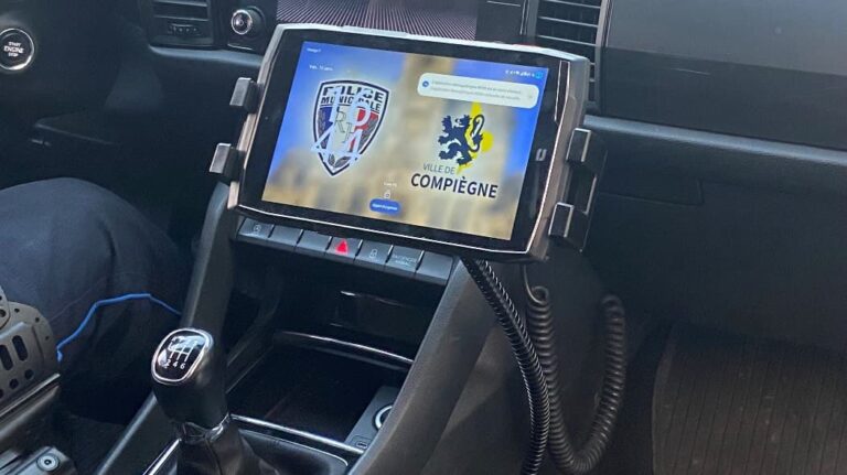 Compiègne. The municipal police are equipped with digital tablets linked to the video surveillance of the Agglomeration