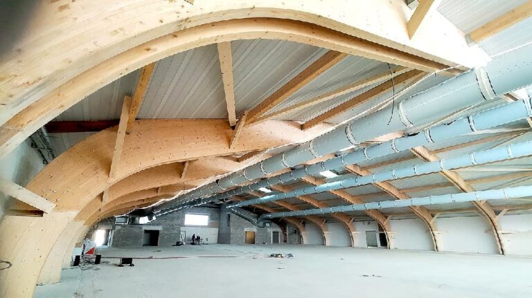 Compiègne. Final stretch before the reopening of the Victory Meeting Center in May