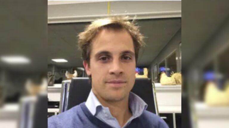 Bertrand Domet, manager of Ferme du Pré in Éragny-sur-Epte, will participate in the Dakar with his brother