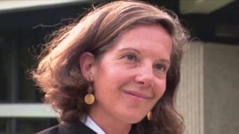 The return to the Pierre-Charles Boudot track unworthy of the Senlis lawyer of one of the alleged victims of Crack-Jockey