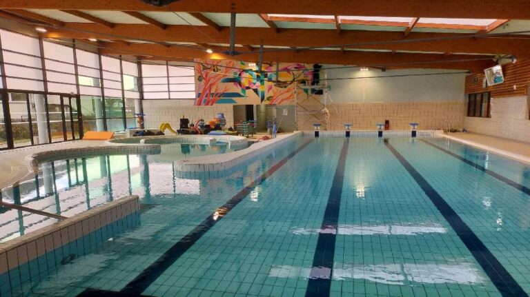 Open door weekend in Aquaplaine, the Estrée-Saint-Denis swimming pool
